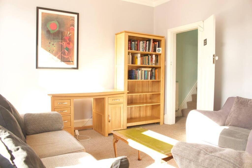Comfy Private Room Near Mcr Centre Манчестер Экстерьер фото